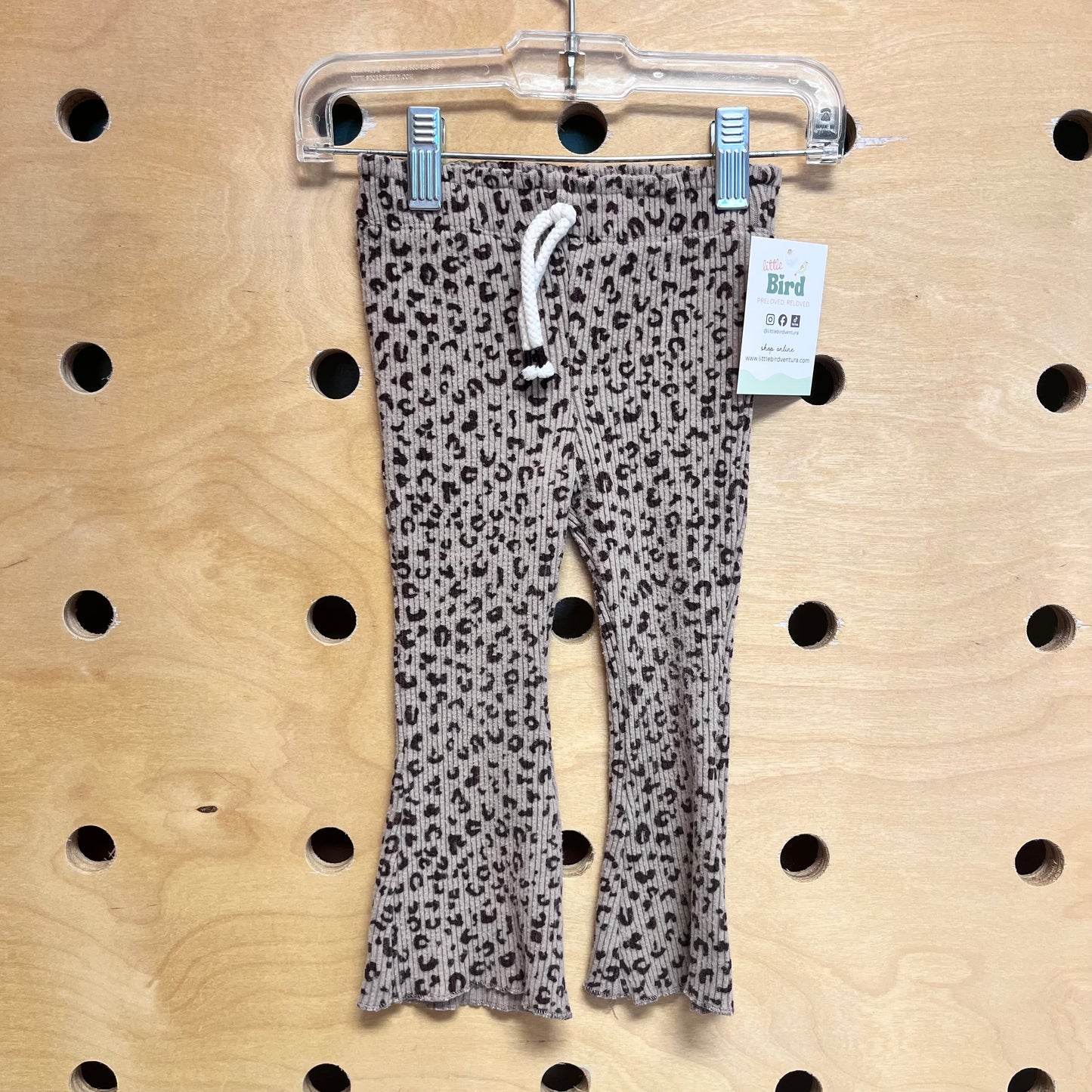 Greige Ribbed Animal Print Leggings