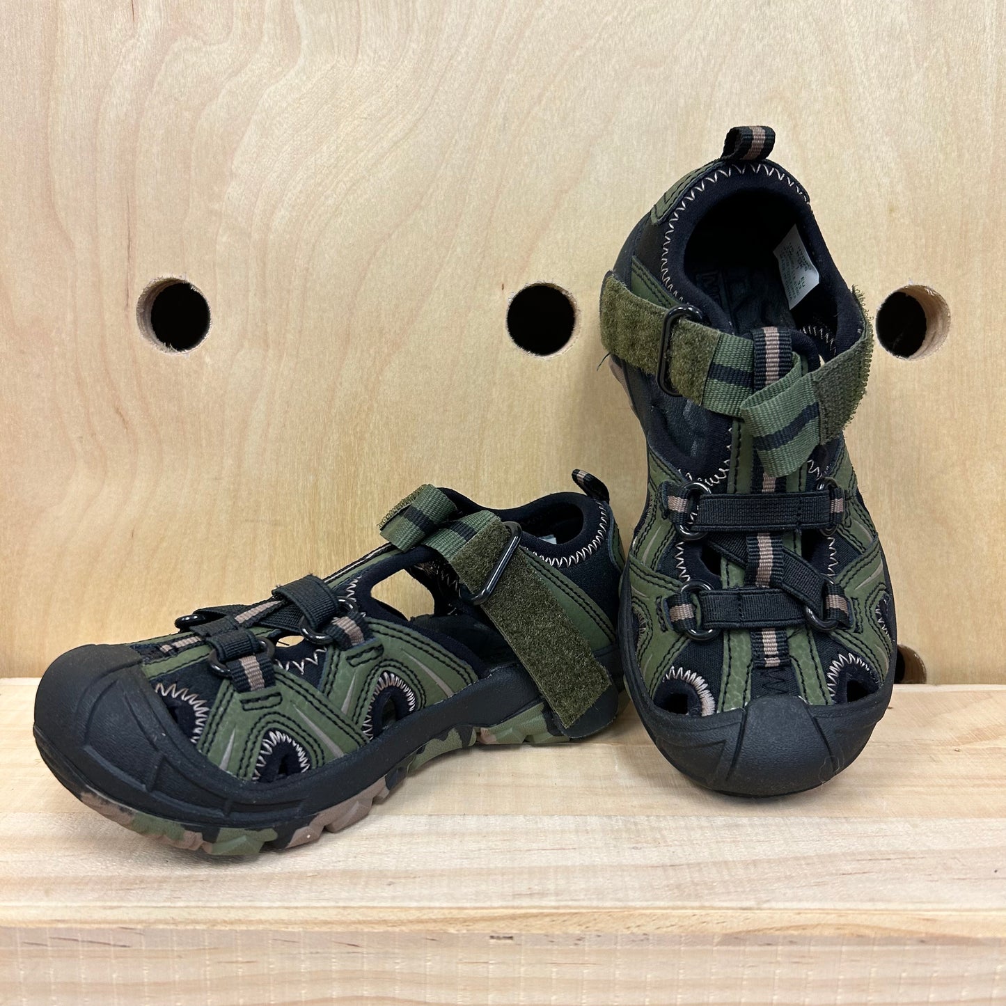 Camo Hydro Sandals NEW!