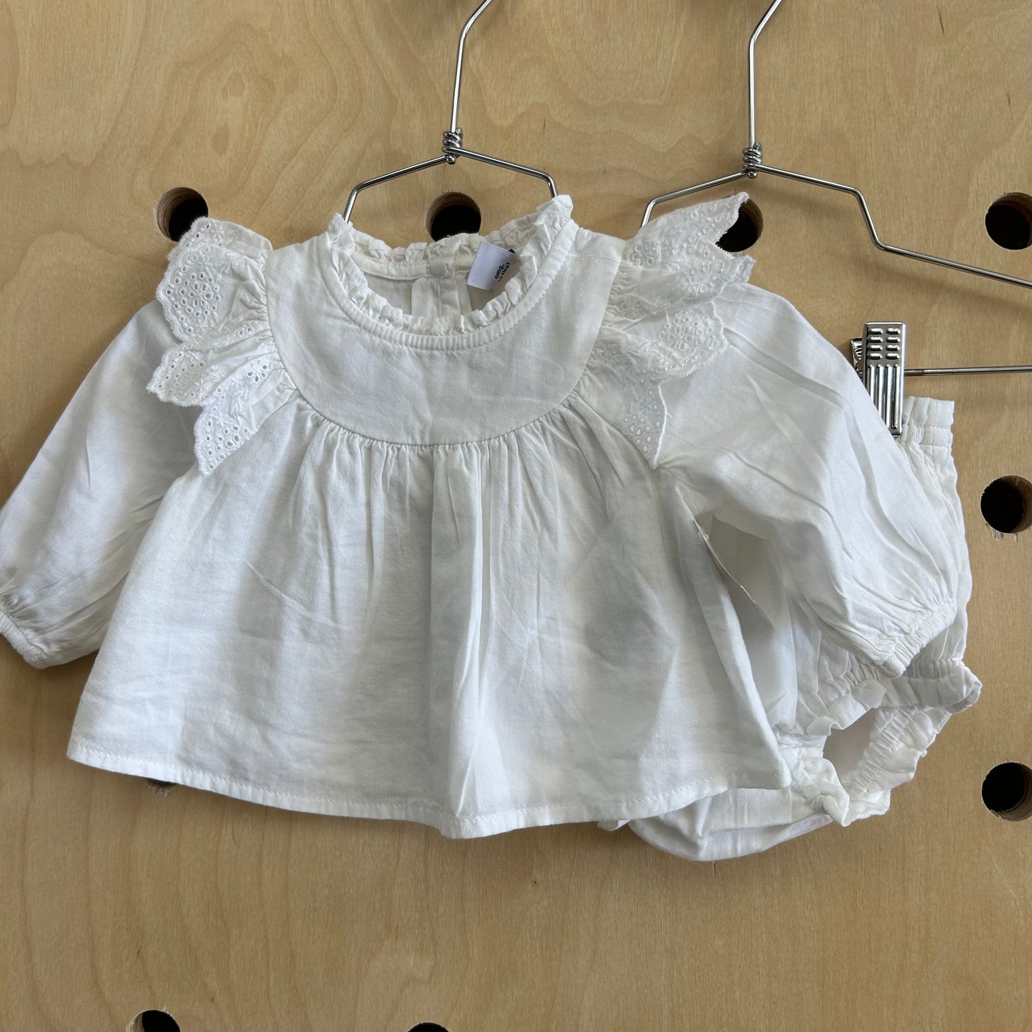 White Eyelet Outfit NEW!