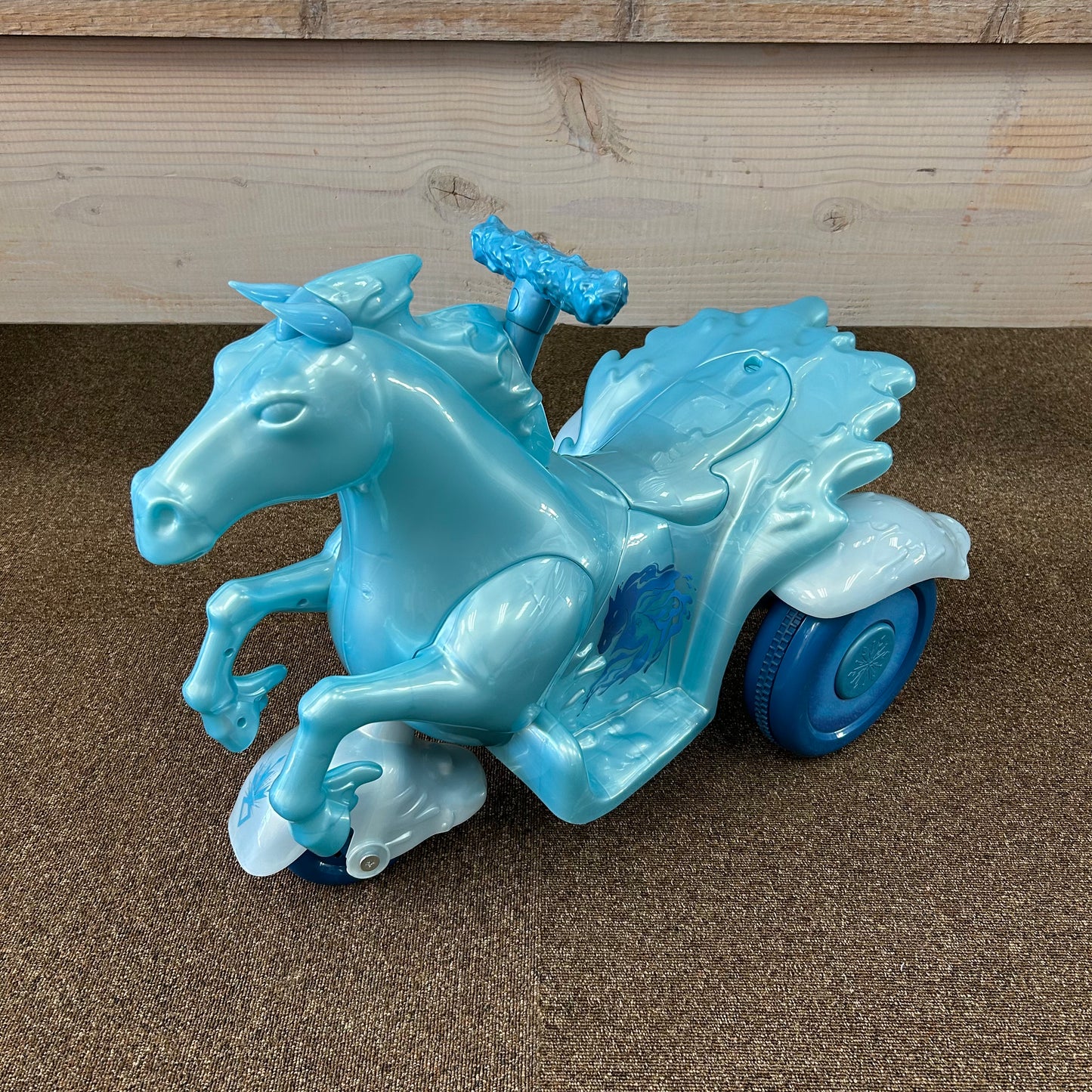 Elsa's Ride On Water Horse