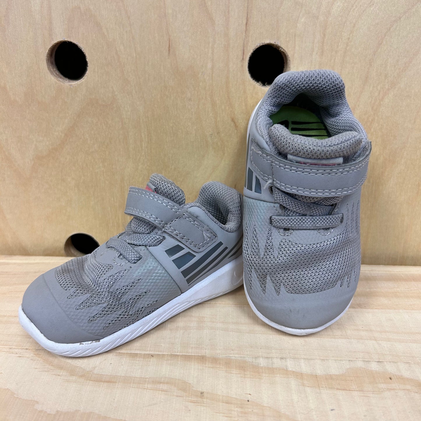 Grey & Pink Star Runner Sneakers