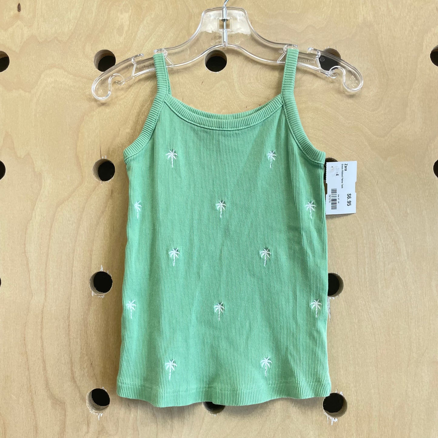 Green Ribbed Palms Tank