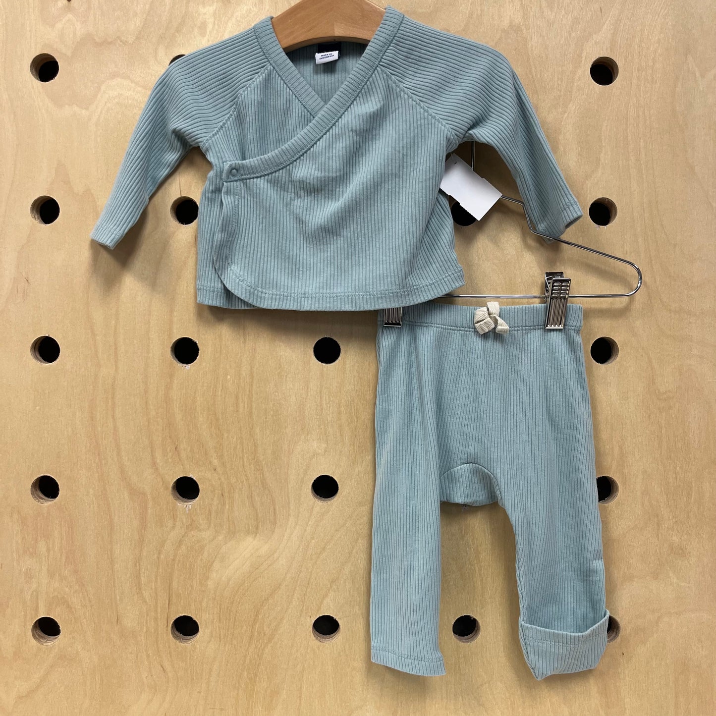 Blue Ribbed Outfit