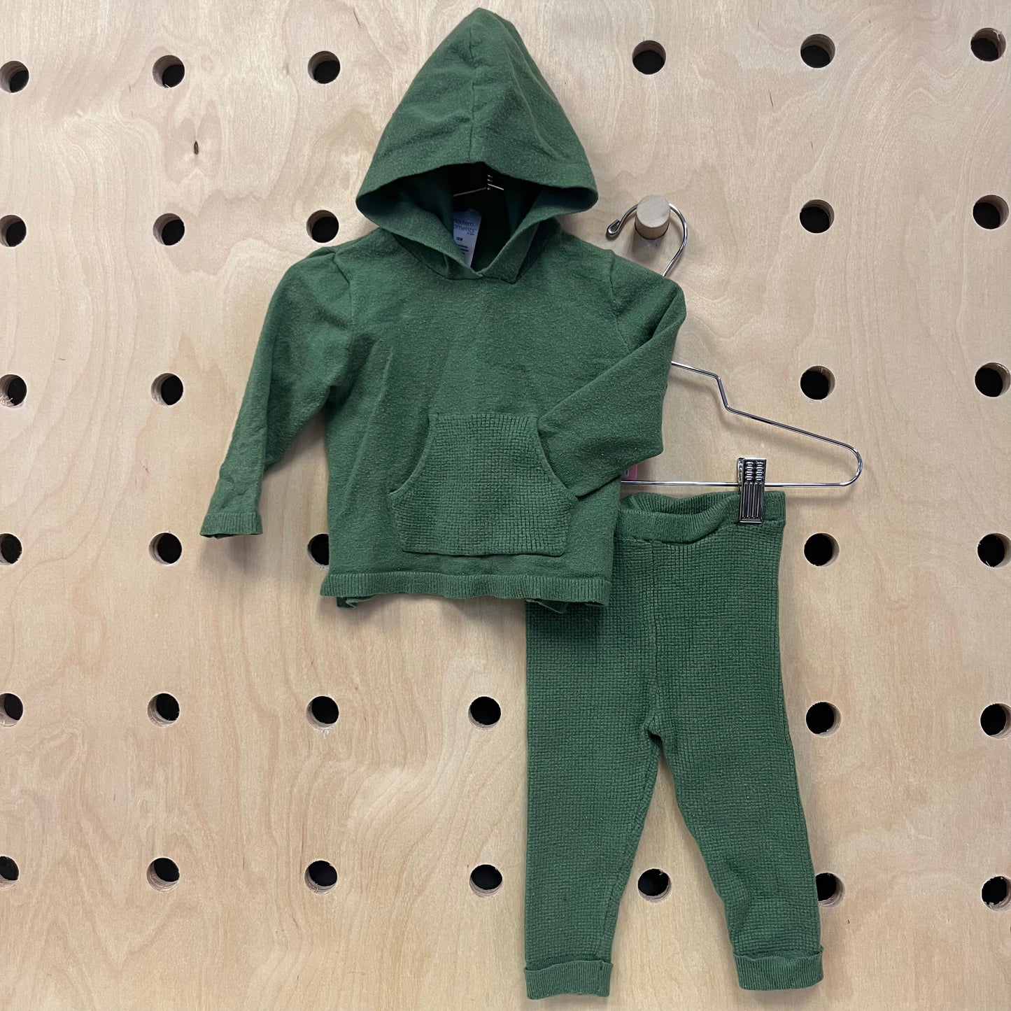 Green Viscose Hoodie Outfit