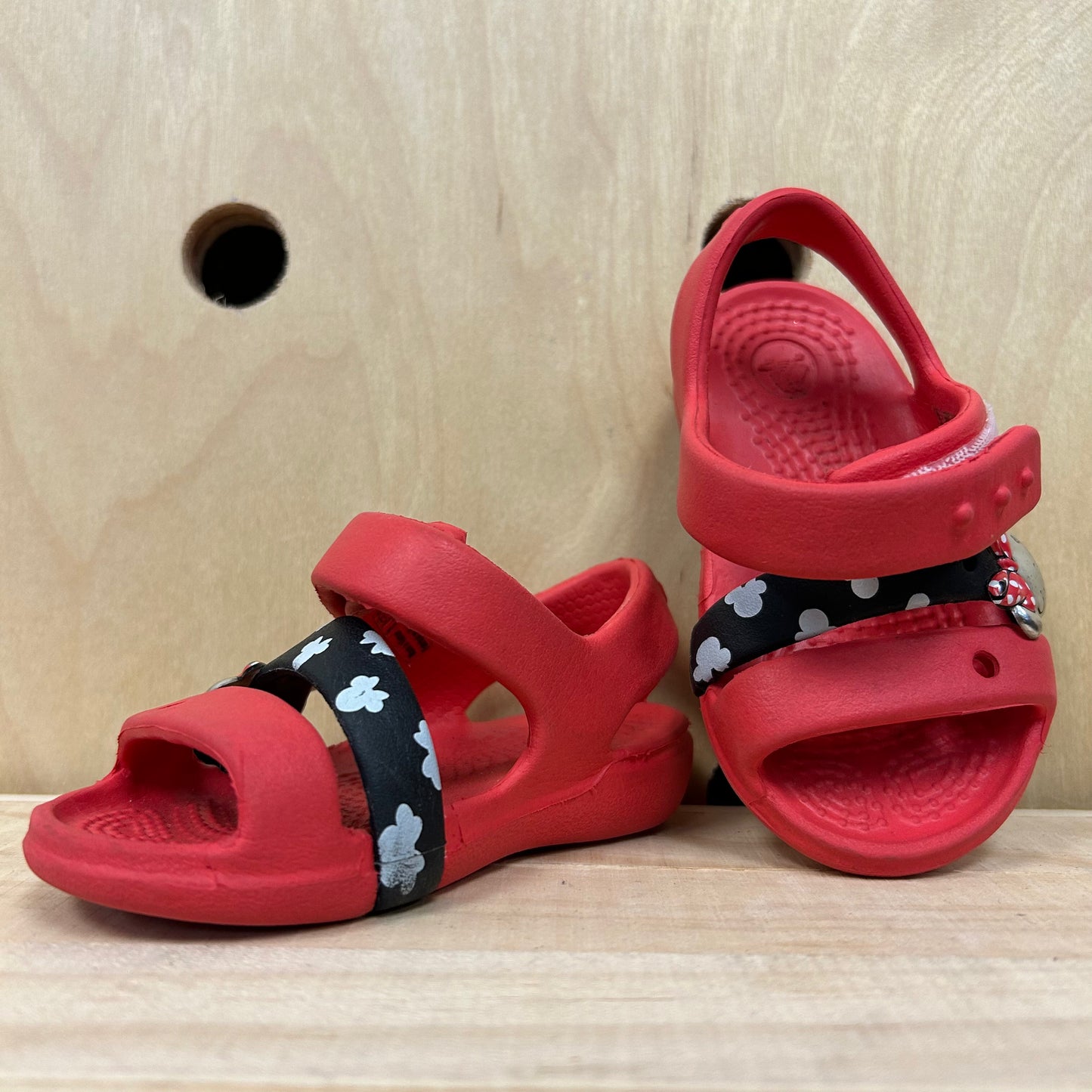 Minnie Mouse Sandals