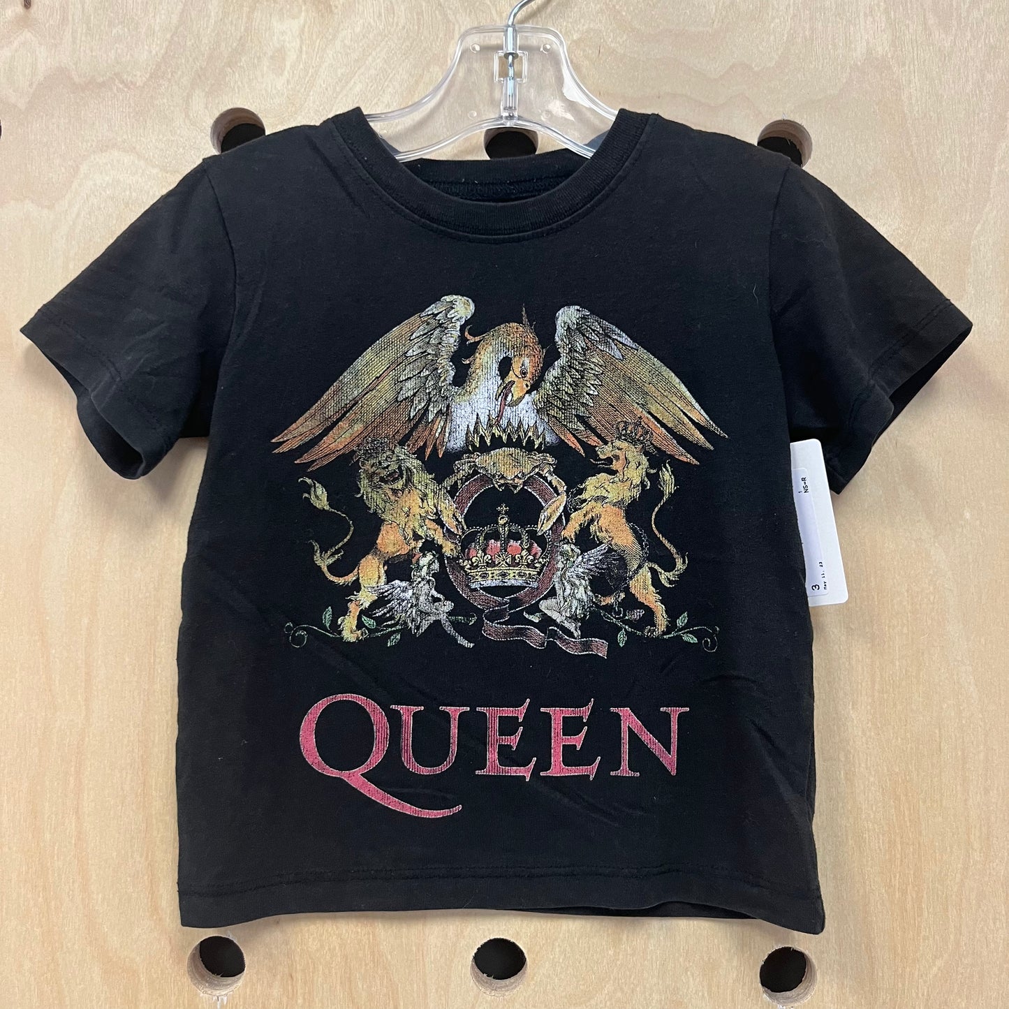 Queen Band Tee