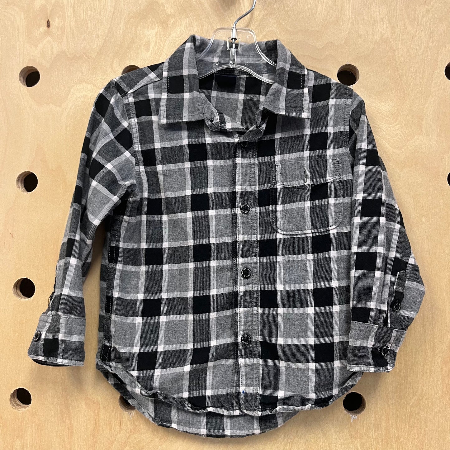 Black+Grey Plaid Button Up