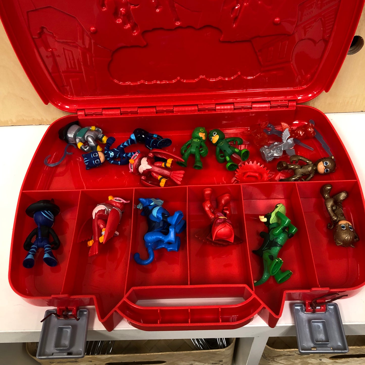 PJ Masks Case w/ Figures