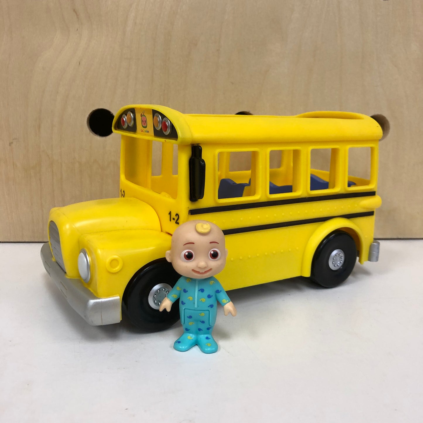 Musical Yellow Bus