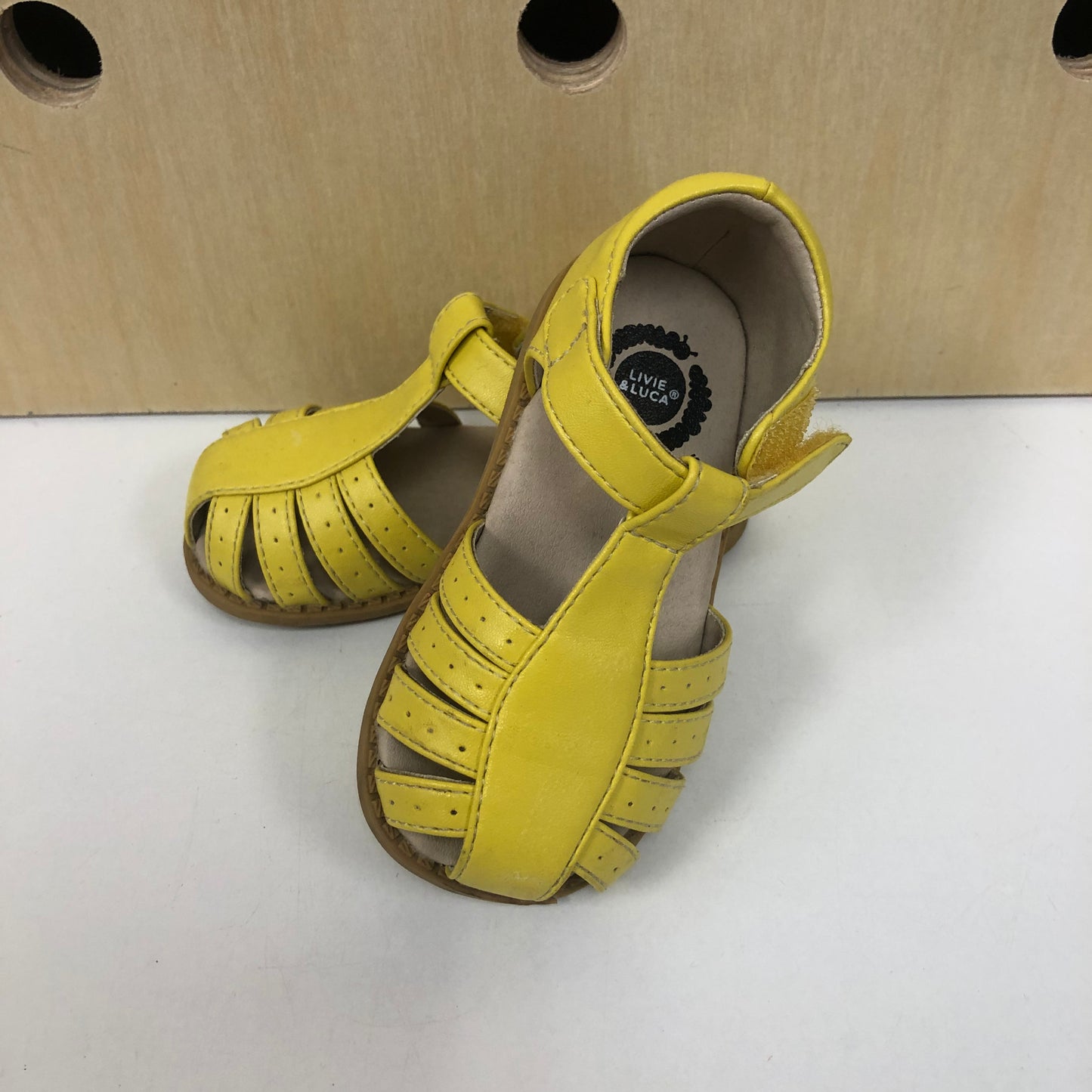 Paz Yellow Leather Sandals