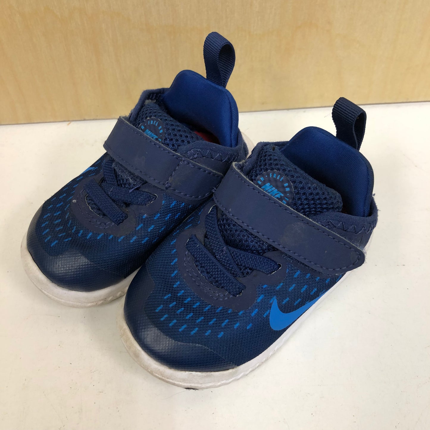 Blue Velcro 'Free' Sneakers