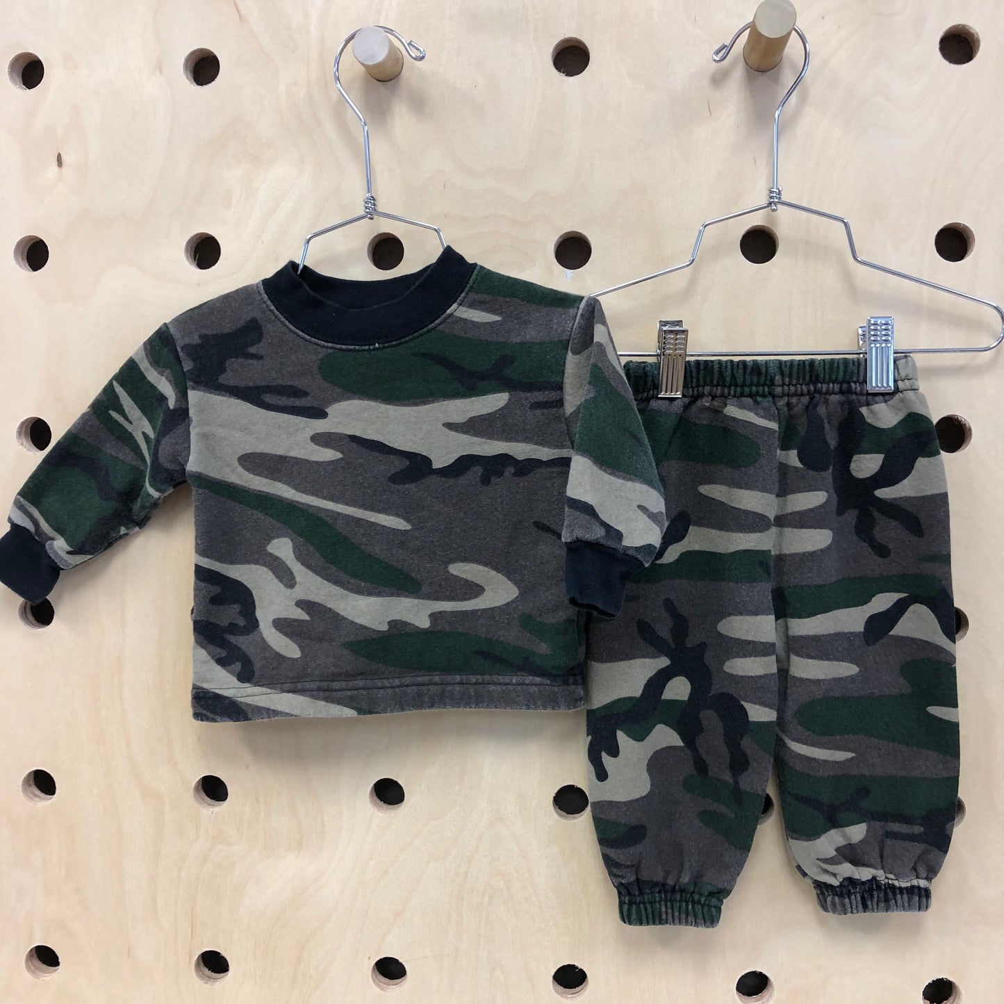Camo Soft Outfit