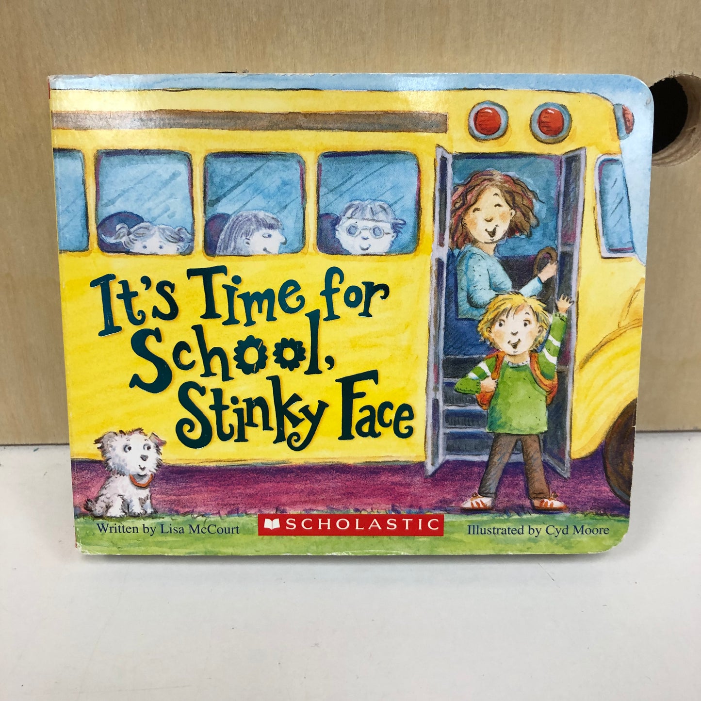 It's Time for School, Stinky Face