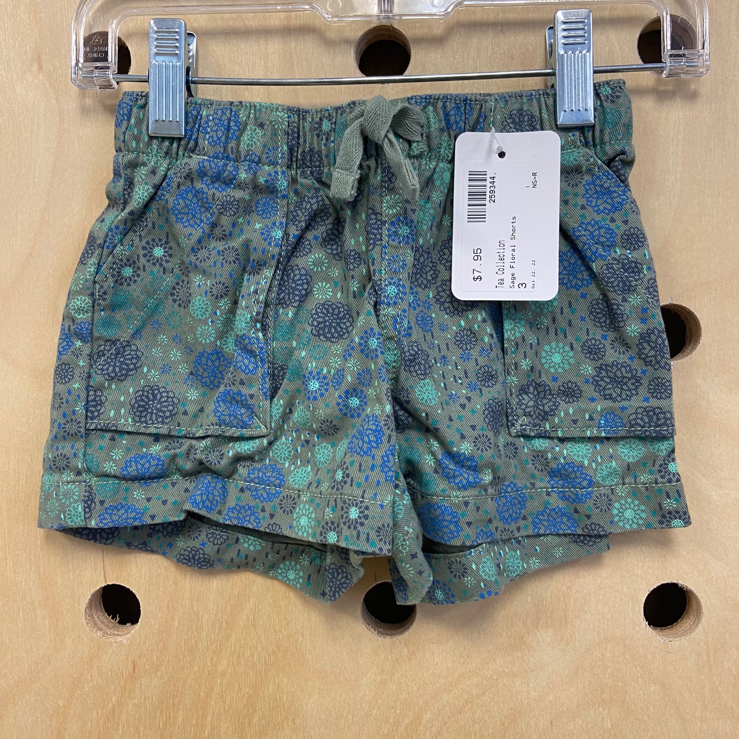 Sage Floral Shorts