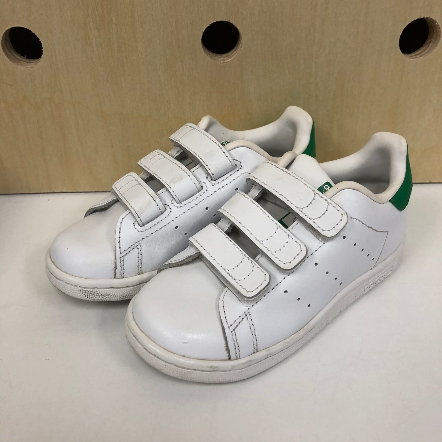 Stan Smith Velcro Sneakers