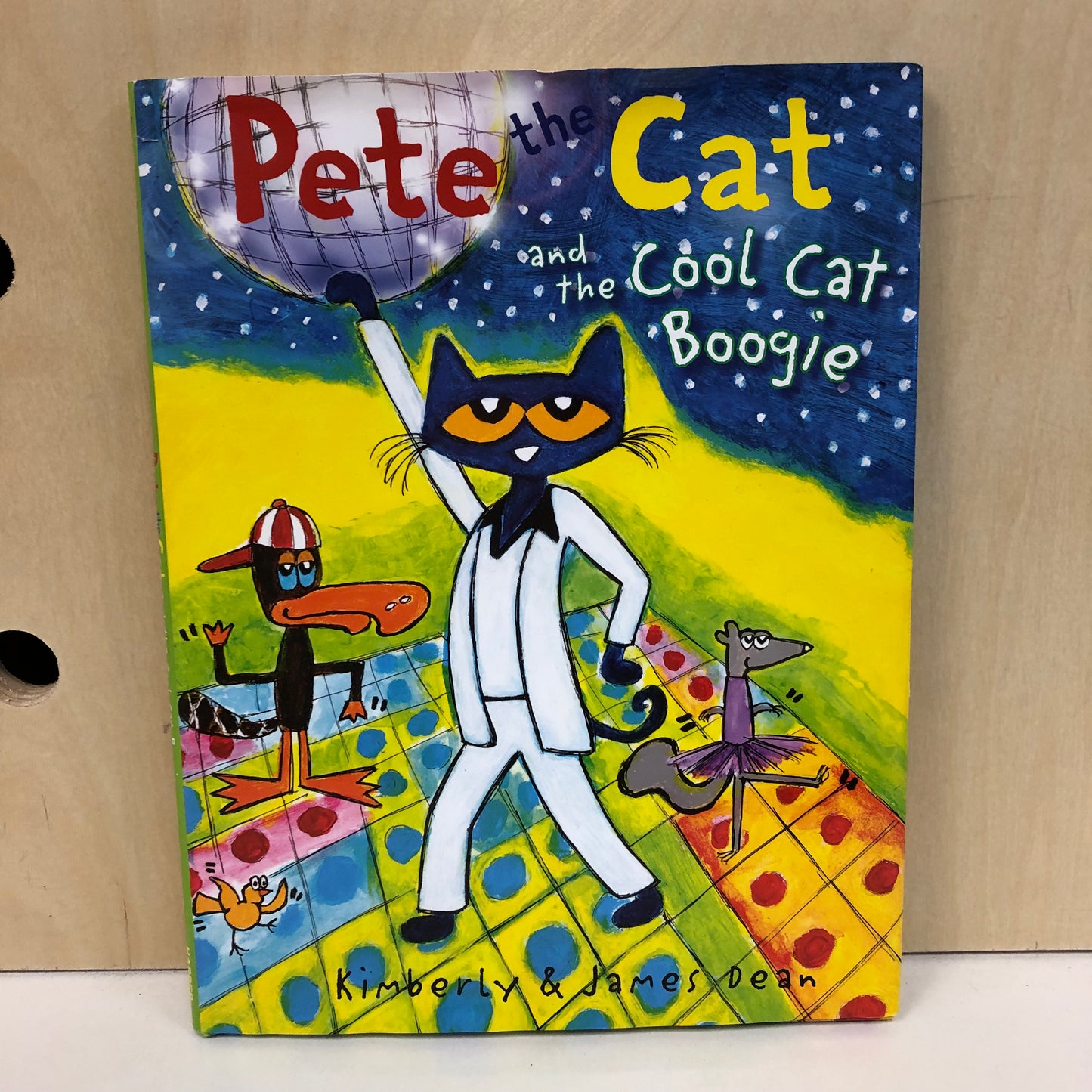 Pete the Cat Cool Cat Boogie
