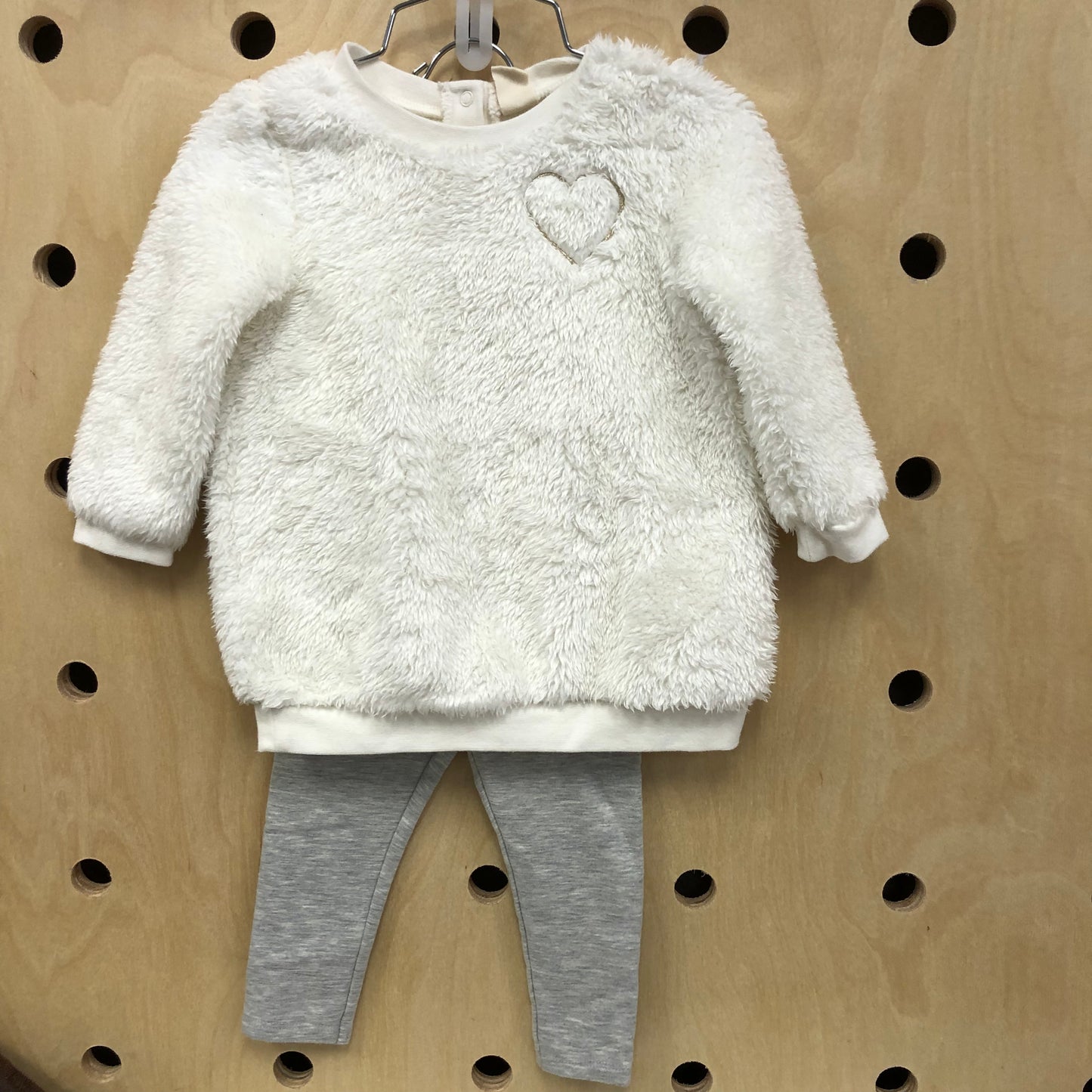 Cream Fleece Sweatshirt + Leggings
