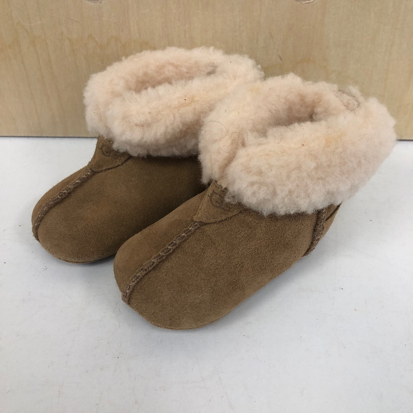 Chestnut Gojee Slippers NEW!