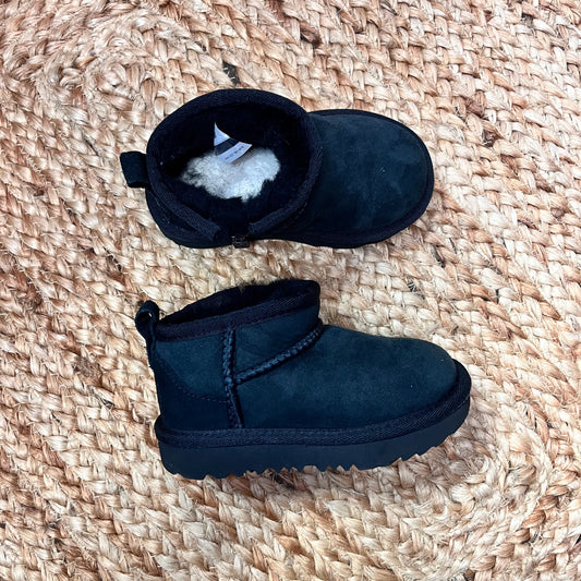 Black Fuzzy Ultra Mini Boots