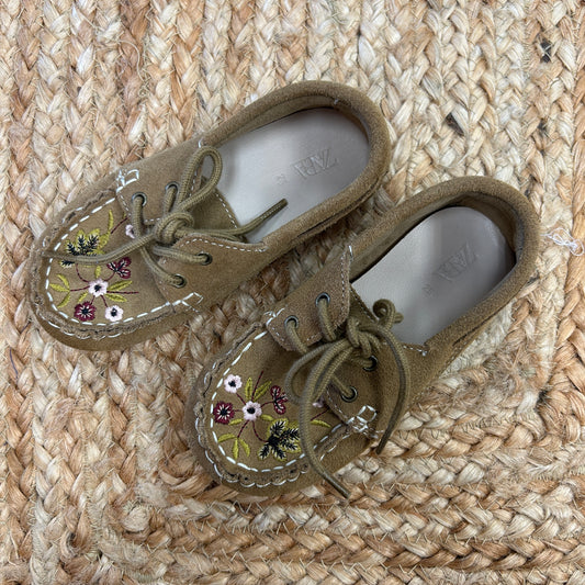 Tan Floral Moccasins