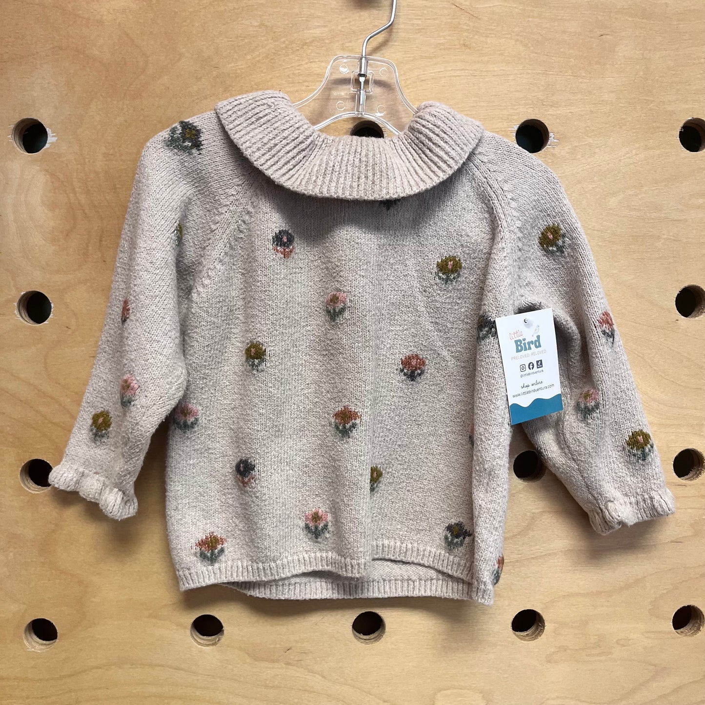 Beige Floral Knit Collared LS
