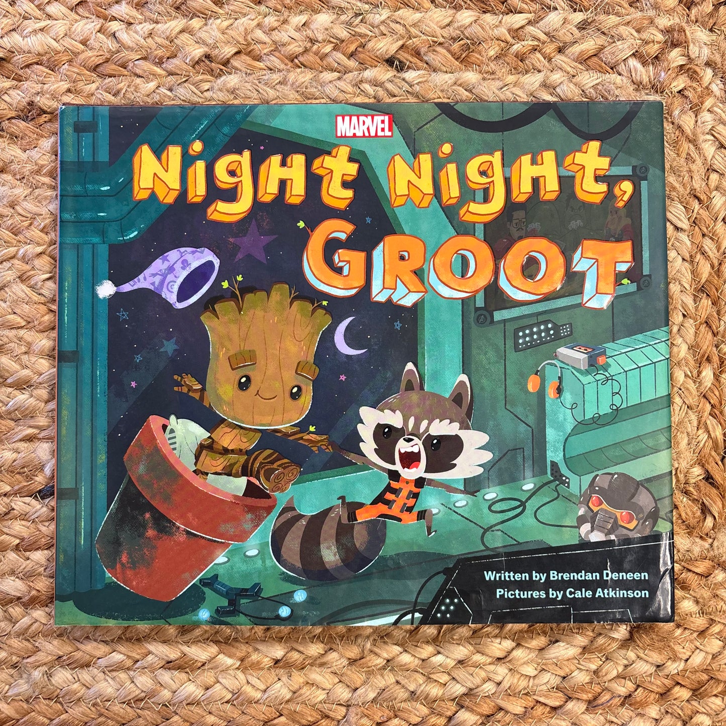 Night Night, Groot
