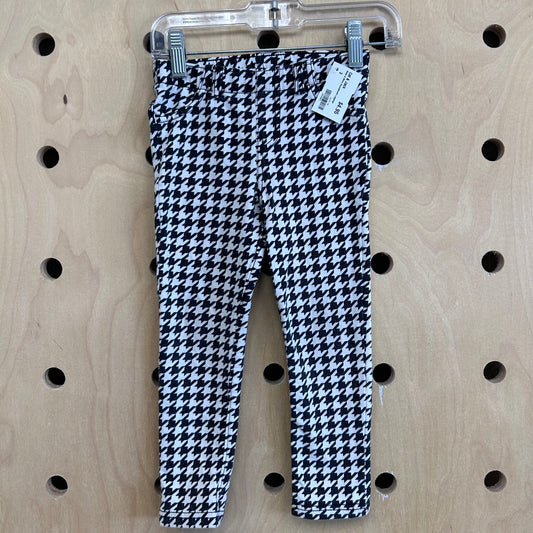 Black & White Houndstooth Leggings