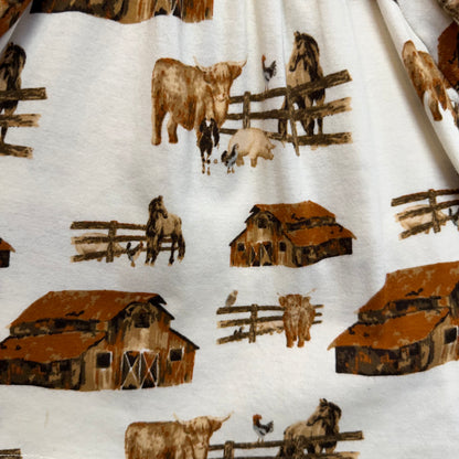 Cream Barnyard Horses Outfit