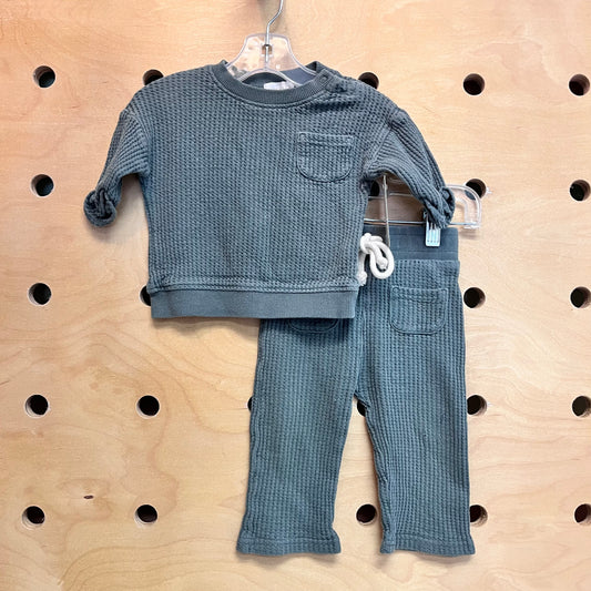 Organic Olive Waffle Knit Outfit