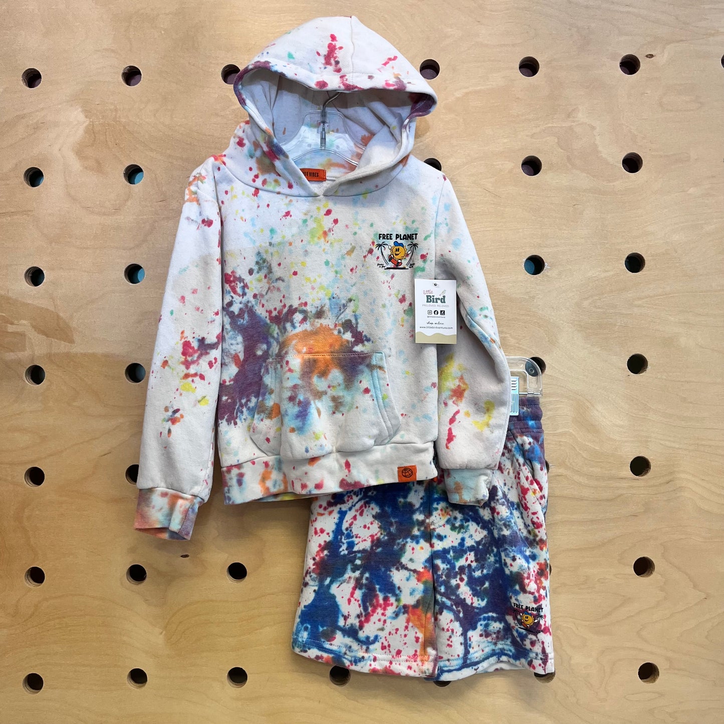Tie Dye Hoodie Outfit