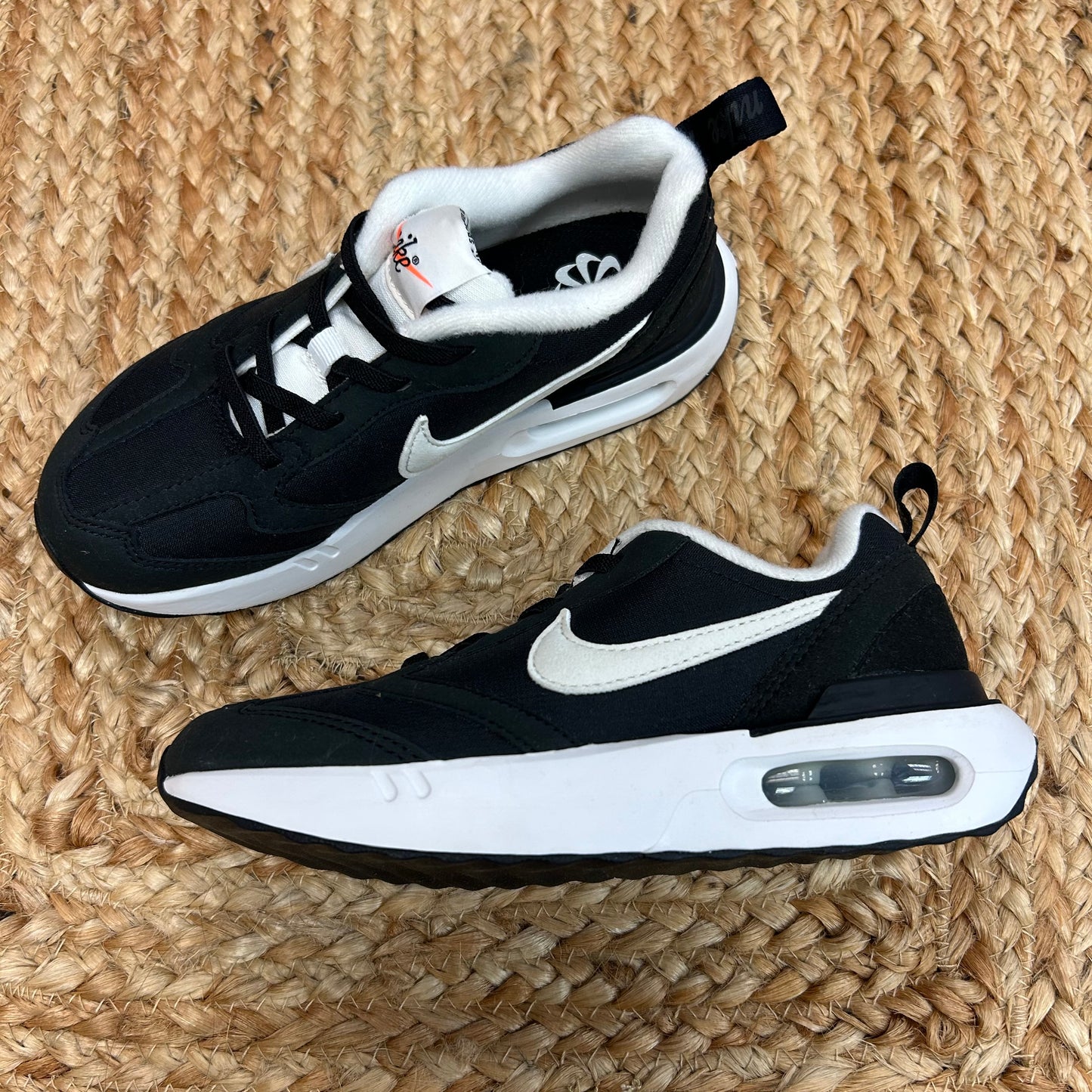 Black Max Dawn Slip-On Running Sneakers
