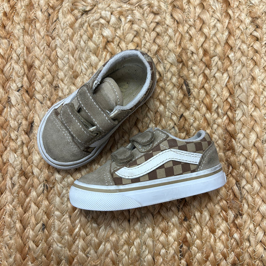 Tan Checkered Velcro Shoes
