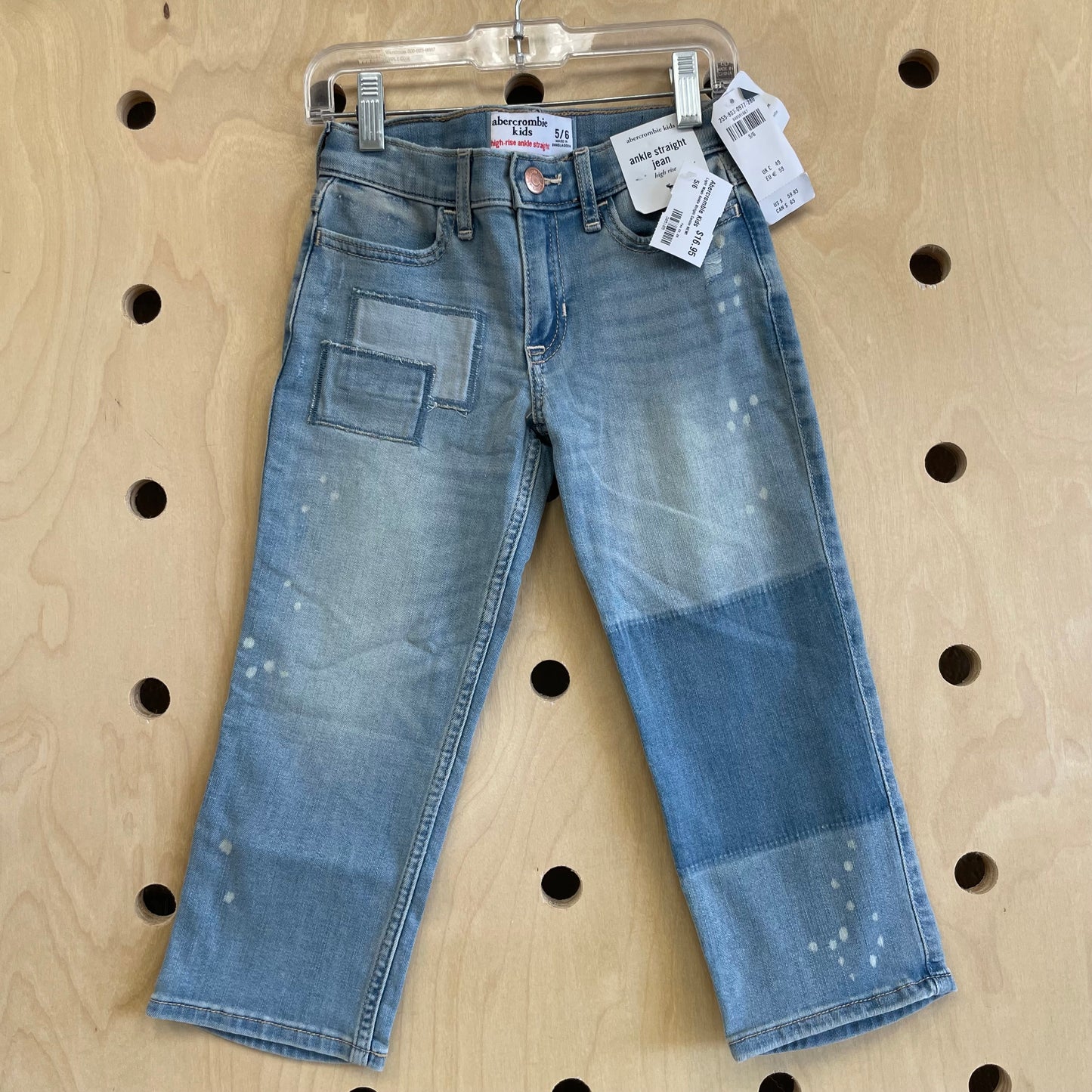 Light Wash Ankle Stright Denim NEW!
