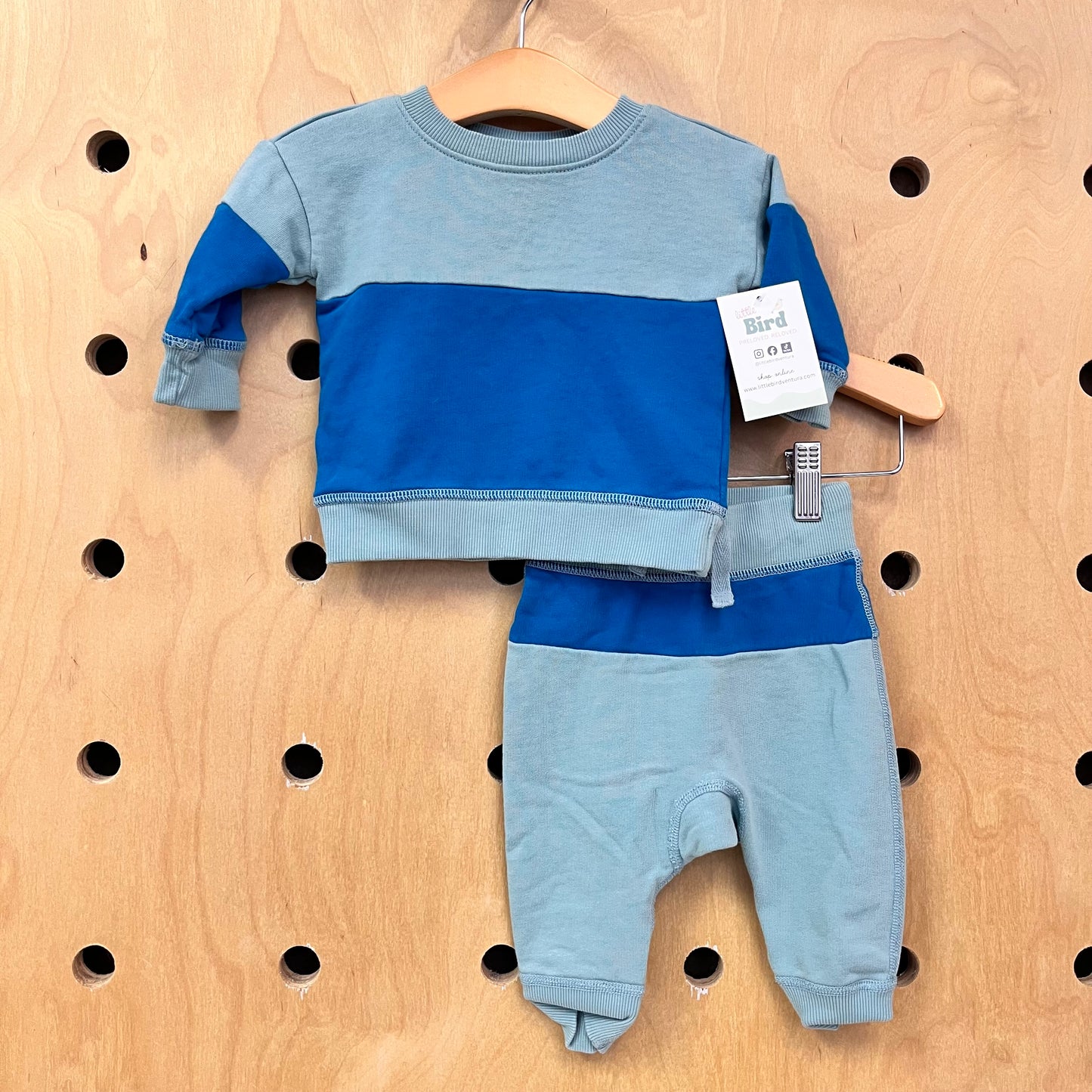 Blues Colorblock Outfit