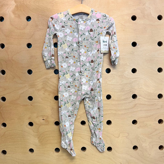 Mushroom Cottage Bamboo Magnetic Footies
