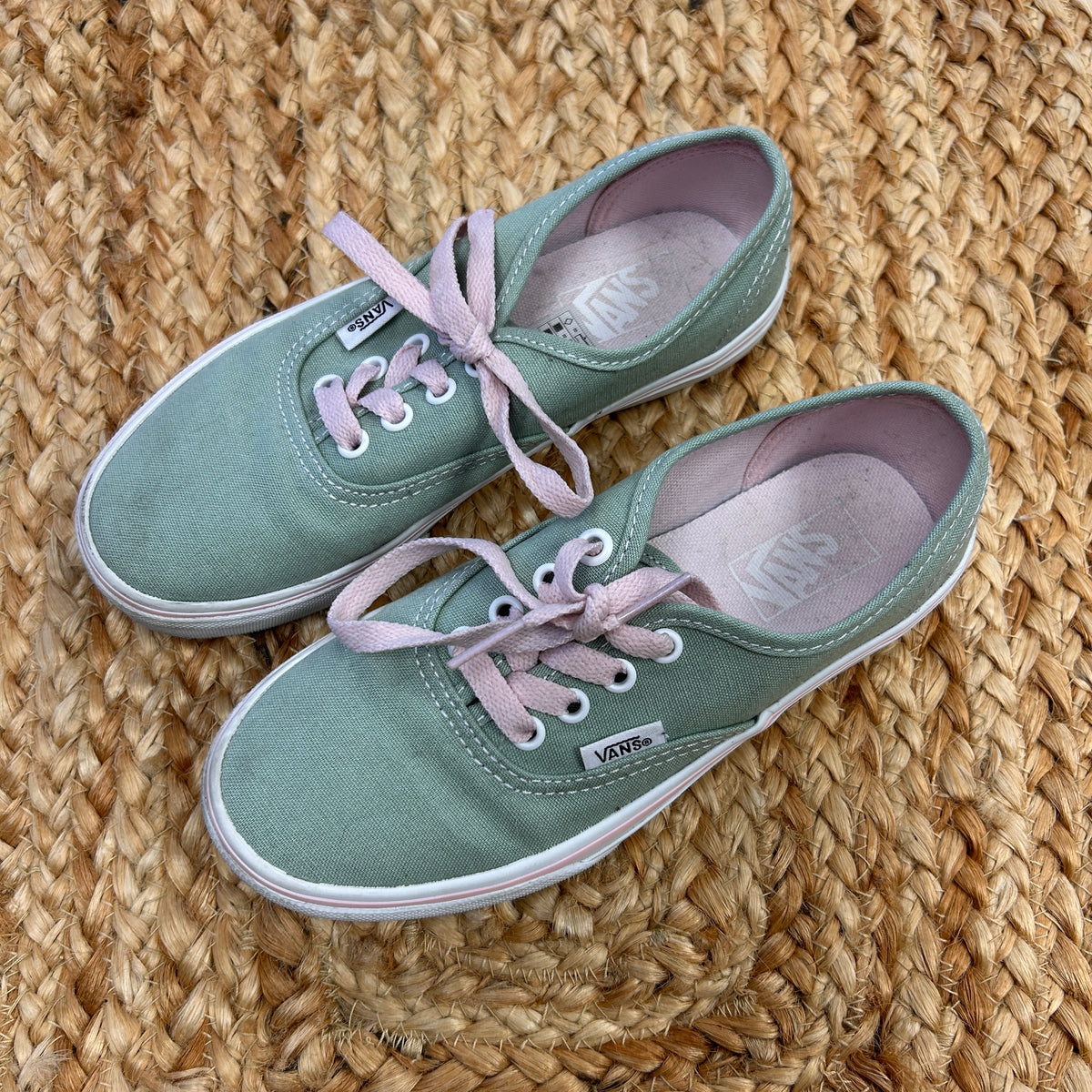 Green & Pink Low Top Laced Shoes