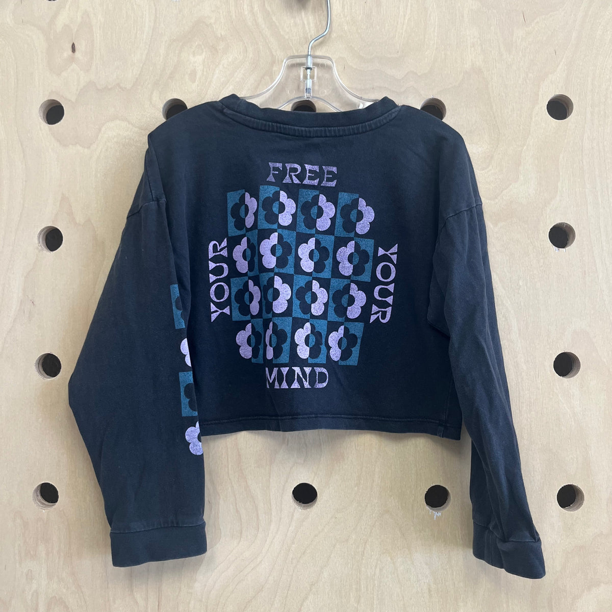 Free Your Mind Cropped Long Sleeve