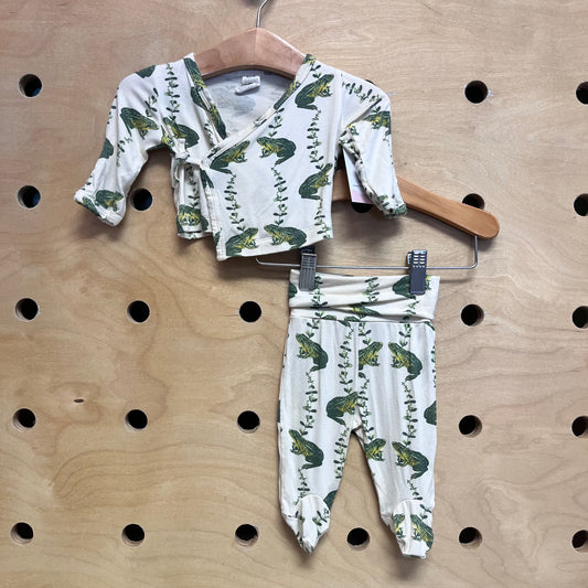 Cream/Green Bamboo Frog Outfit