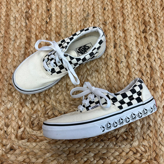 Cream & Black Checekered Low Tops