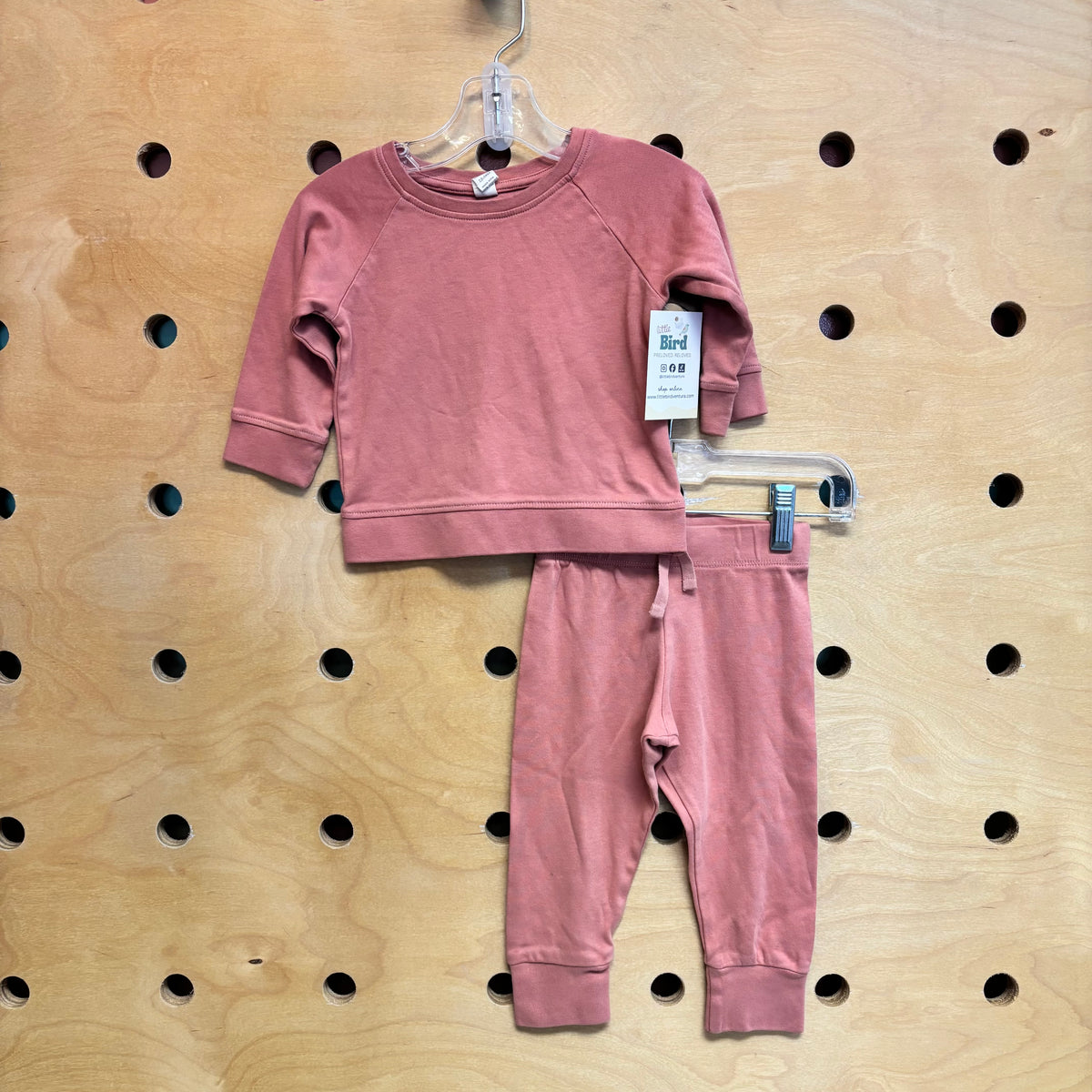 Organic Salmon Outfit
