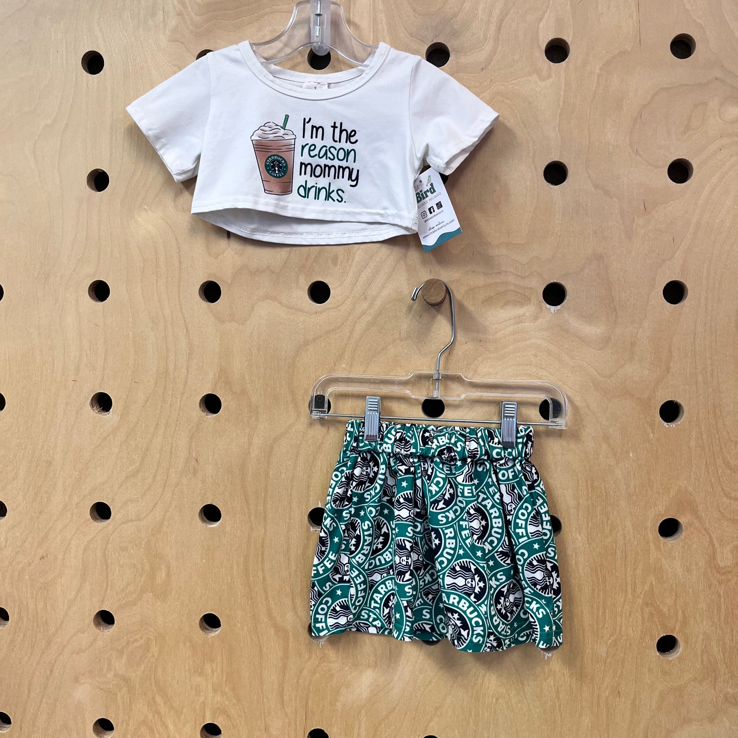 Starbucks Outfit