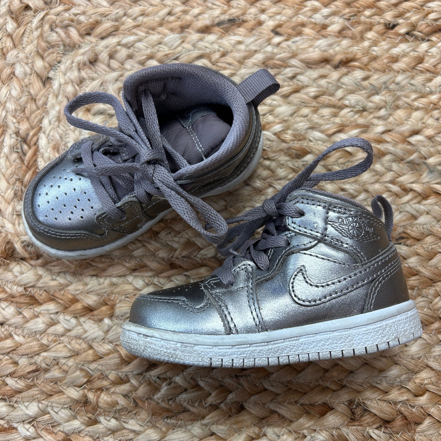 Sepia Stone Jordan 1 Middies