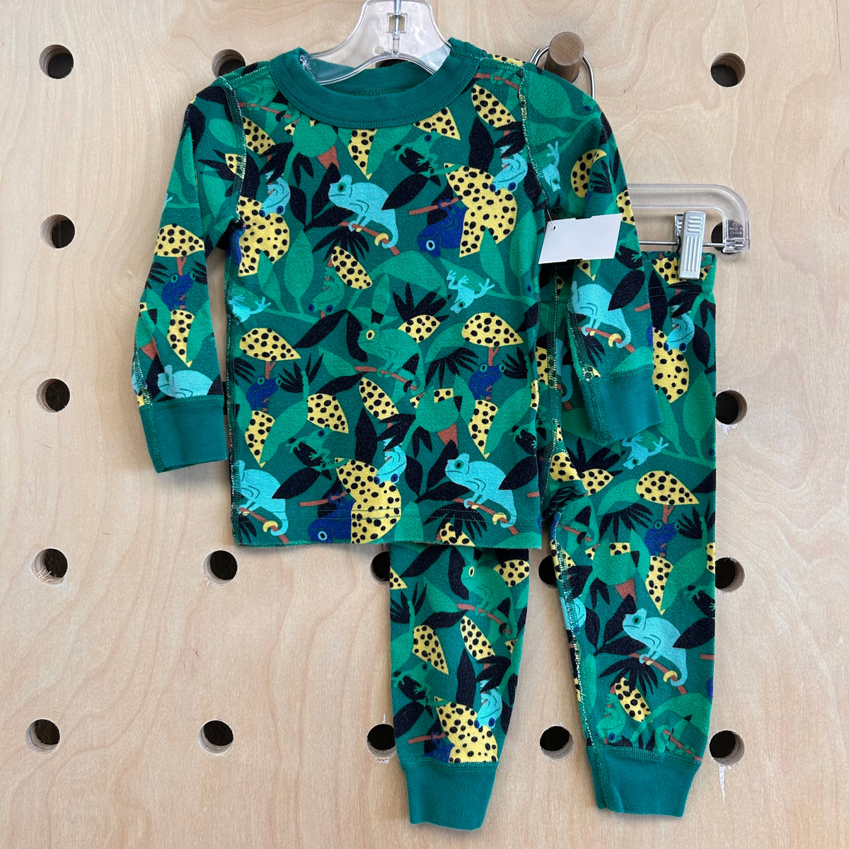 Green Frog Pajamas (no tags)