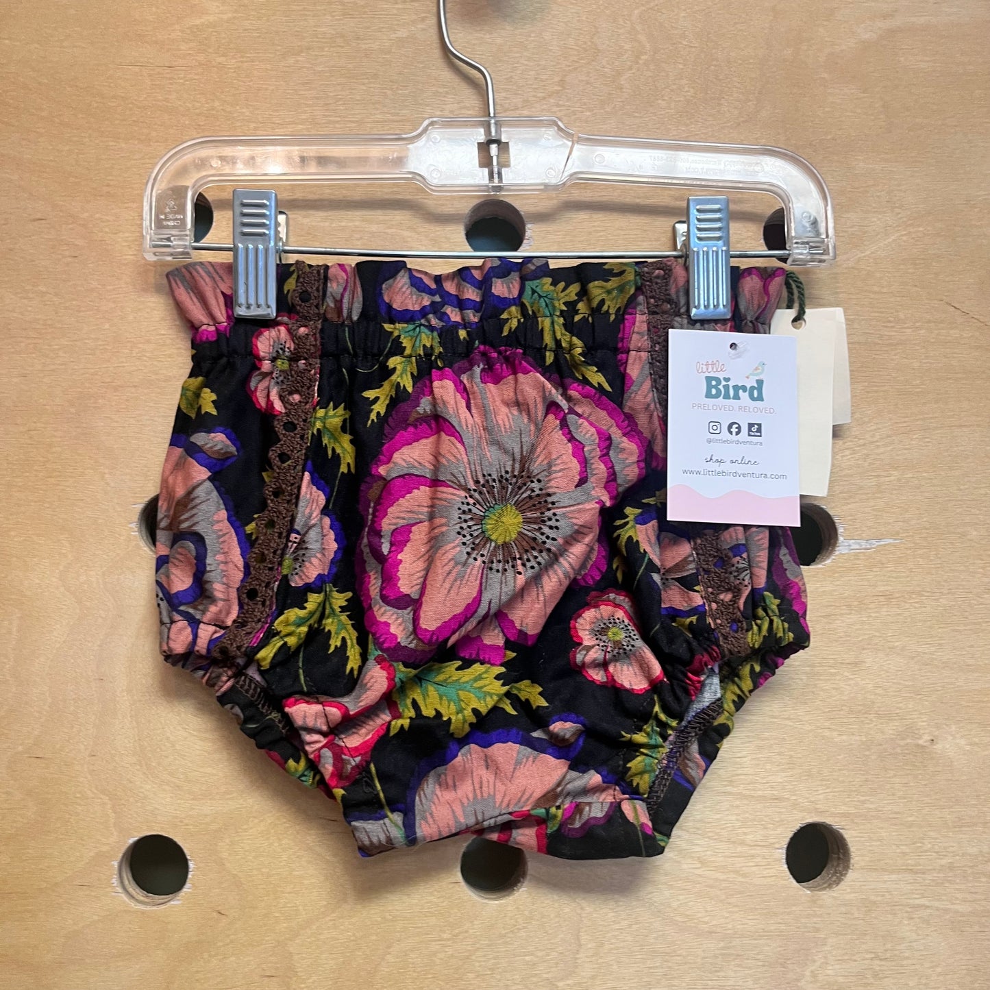 Black Floral Bubble Shorts NEW!!