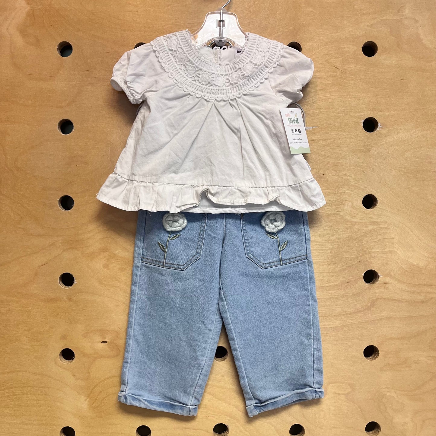 White Lace Tee/Embroider Flower Pants