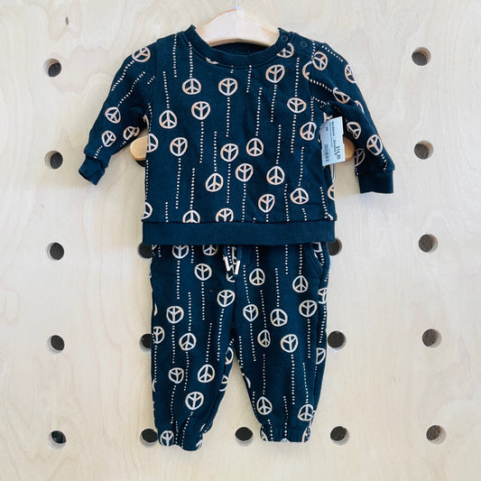 Black Peace Signs Fleece Outfit