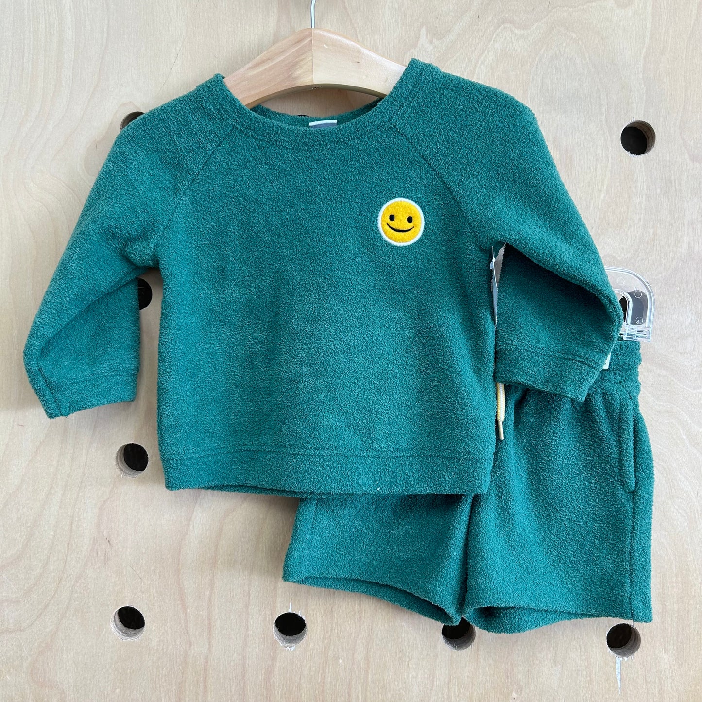 Green Fleece Happy Face Outfit