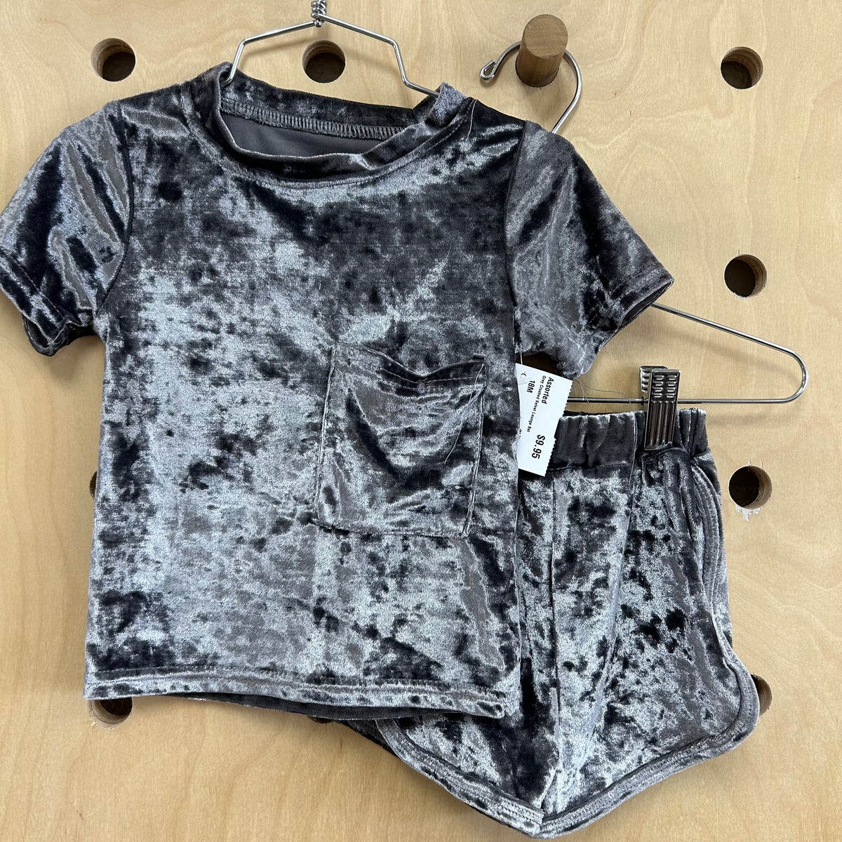 Grey Crushed Velvet Lounge Set