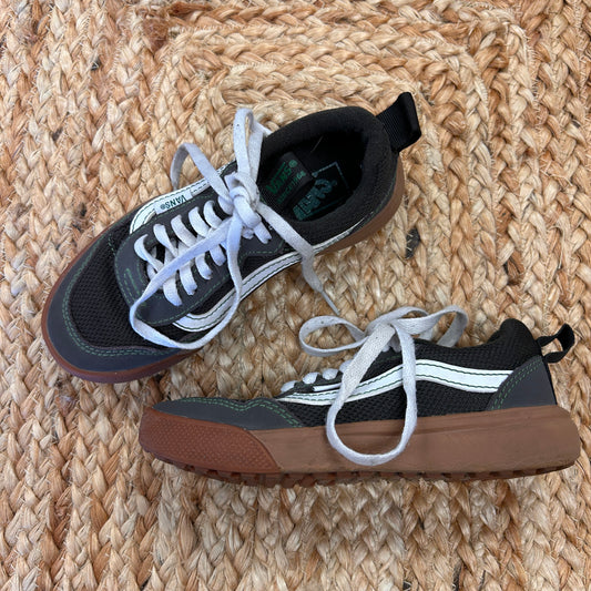 Grey & Green Laced Mesh Sneakers