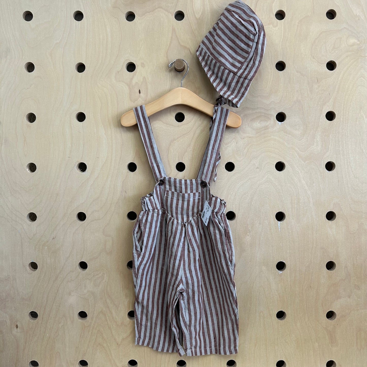 Grey & Rust Overalls & Hat